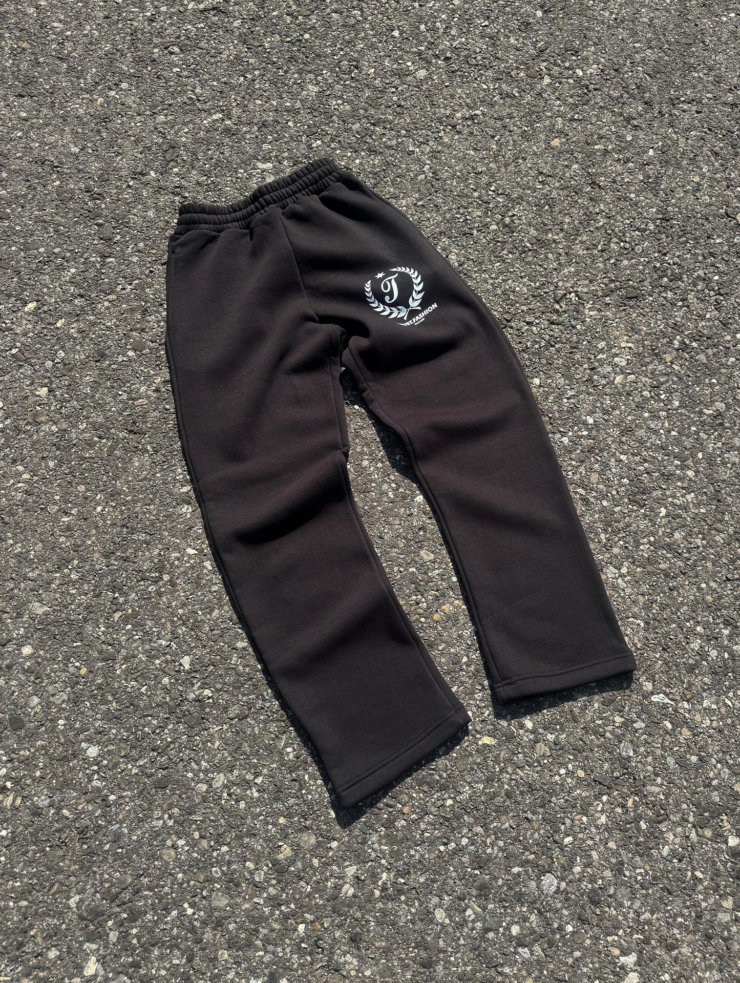 T.F SWEATPANTS