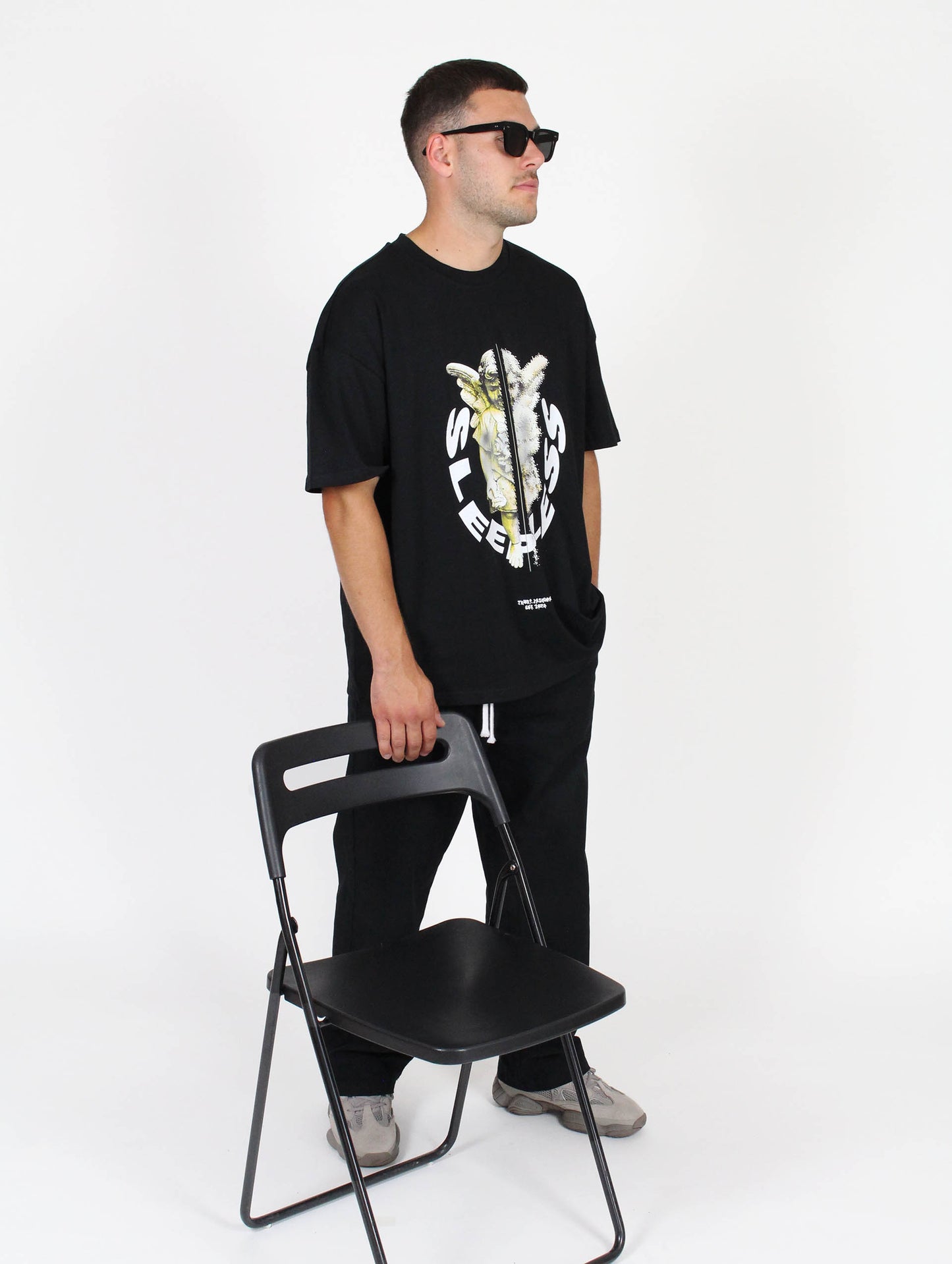 SLEEPLESS TEE