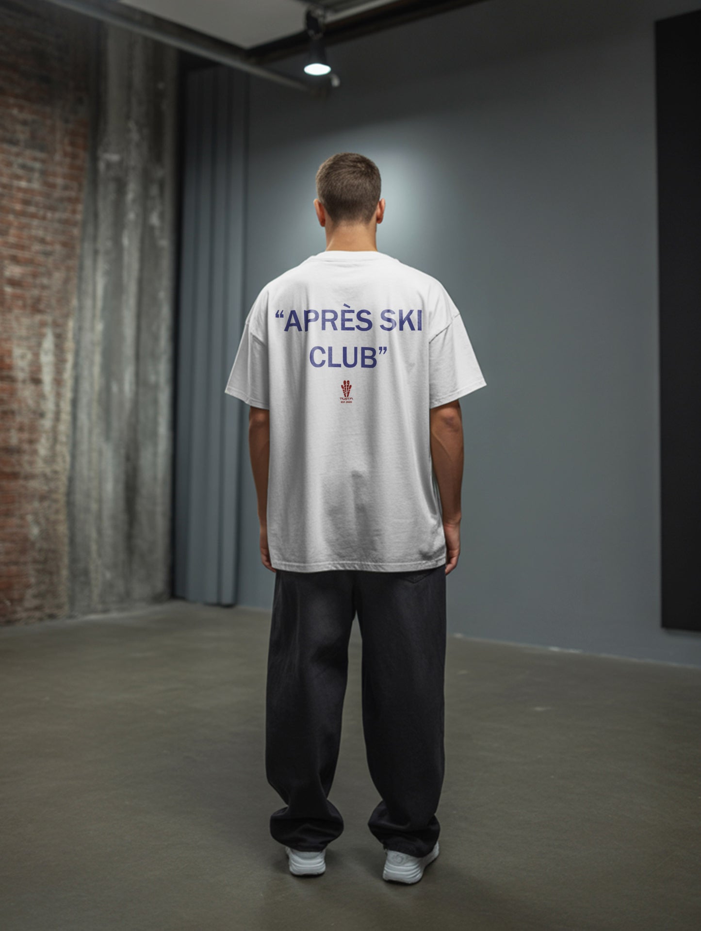 APRÈS CLUB TEE